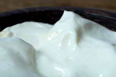 Yoğurt, ceviz ve bal.