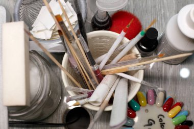 Manikür seti araçları. 