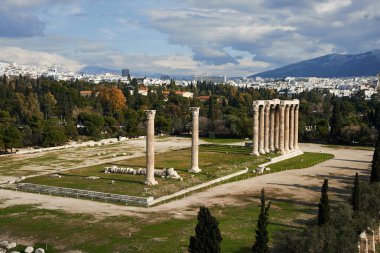 Sütunları Zeus Atina, Yunanistan