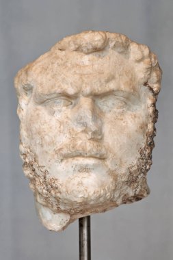 Roma İmparatoru Caracalla'nın portre heykel.