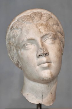 Fulvia Plautilla heykelinin portre.