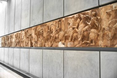Athens, Yunanistan - 30 Aralık 2016: Batı friz bölümünü 