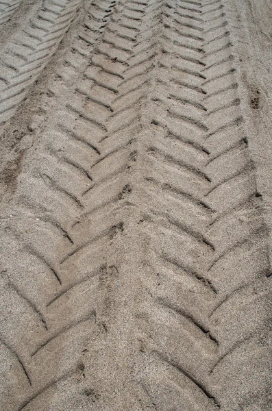 Traktor stopy na zemi. — Stock fotografie