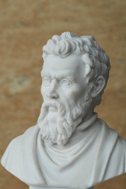 Michelangelo, eski İtalyan yaratıcı sanatçı heykeli.