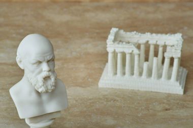 Sokrates, antik Yunan filozofu heykeli.