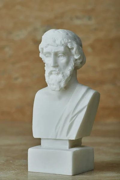 Staty av antika grekiska filosofen Platon. — Stockfoto