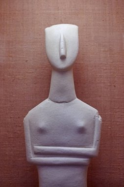 Kiklad kültüründen bir heykel.