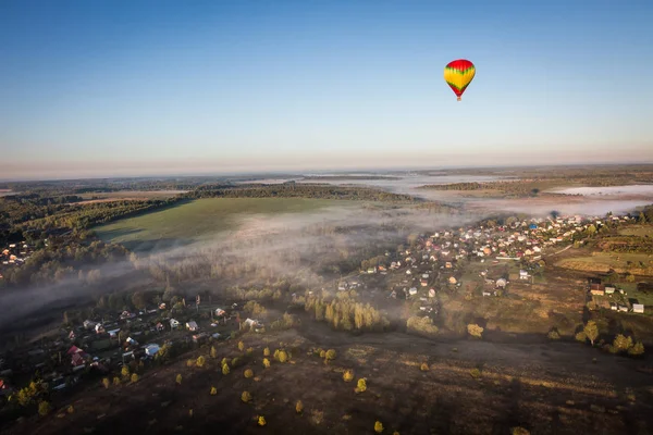 Horkovzdušným Balónem Obloze — Stock fotografie