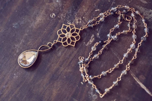 Güzel romantik kolye