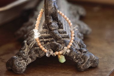 Kristal kuvars bileklik