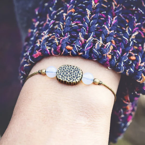 Fashionable Bracelet Natural Mineral Gemstones Female Wrist — Stock Photo, Image