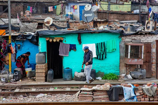 Delhi Indien Mars 2020 Delhi Förorter Tåg Järnväg Fattigdom Livsmiljö — Stockfoto