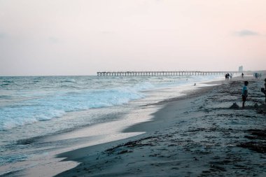 Günün sonunda Ocean Isle Beach keyfi