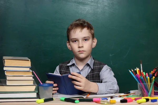 Los Escolares Los Grados Inferiores Hacen Plan Para Una Semana — Foto de Stock