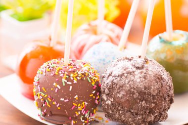 Sana bir şey söyleyeyim mi? Sana bir şey söyleyeyim mi? Hayır, hayır.