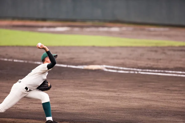Paisaje de un juego de béisbol japonés de secundaria —  Fotos de Stock