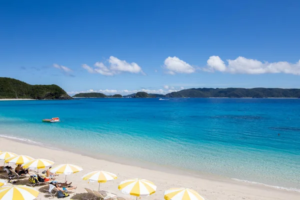 Japonya, Okinawa 'daki uzak Zamami adası.