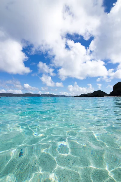 Απομακρυσμένη παραλία Zamami νησί στην Okinawa, Ιαπωνία — Φωτογραφία Αρχείου