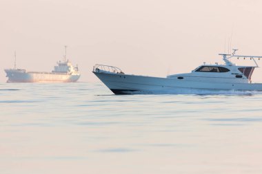 Japonya 'daki yerel balıkçı teknesi.