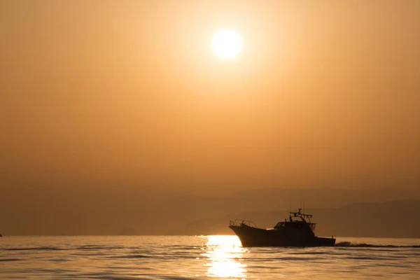 Bateau de pêche local au Japon — Photo