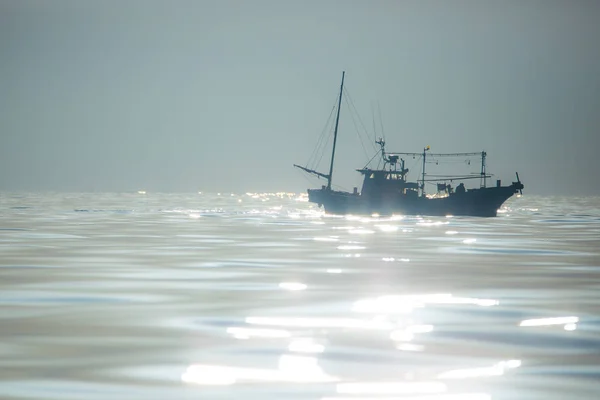 Lokal fiskebåt i Japan — Stockfoto