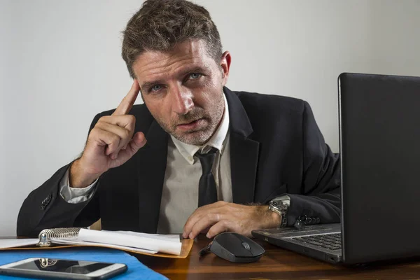 Exhausted financial executive man suffering stress - corporate business lifestyle portrait of stressed and tired businessman working frustrated having problem feeling upset — 스톡 사진