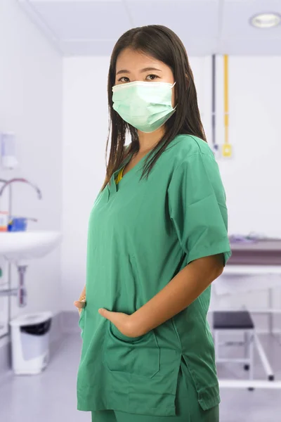 Young beautiful Asian Korean medicine doctor woman or hospital n — 스톡 사진