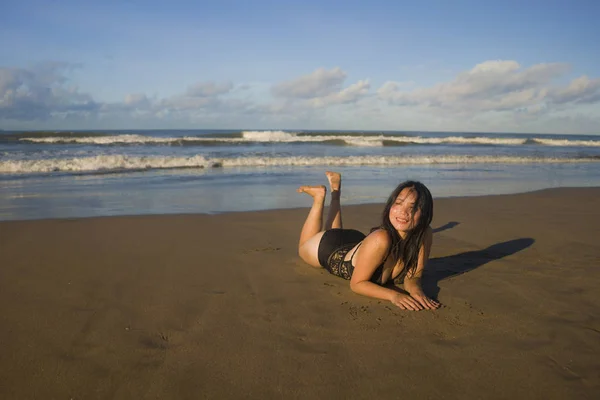 Estilo Vida Natural Retrato Joven Atractiva Feliz Mujer Coreana Asiática — Foto de Stock