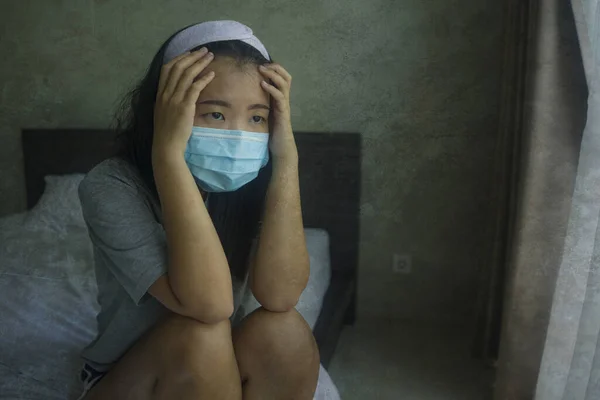 Virus Outbreak Young Beautiful Sad Worried Asian Chinese Woman Wearing — Stock Photo, Image