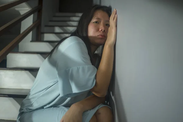 Estilo Película Terror Asiático Retrato Adulto Joven Mujer Coreana Triste — Foto de Stock