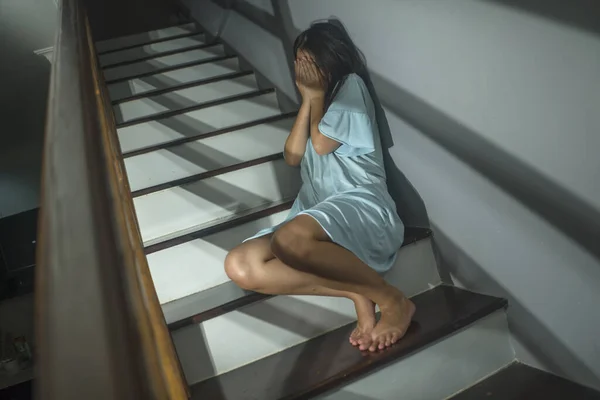 Asiatische Horrorfilm Stil Porträt Junger Erwachsener Traurig Und Verzweifelt Koreanerin — Stockfoto