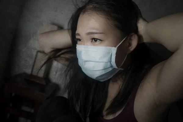 Covid Quarantine Home Lockdown Dramatic Portrait Young Beautiful Scared Overwhelmed — Stock Photo, Image