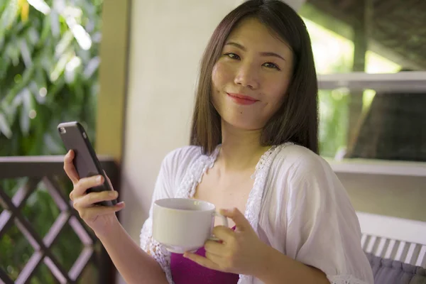 Outdoors Lifestyle Portrait Young Beautiful Happy Asian Woman Having Morning — стоковое фото