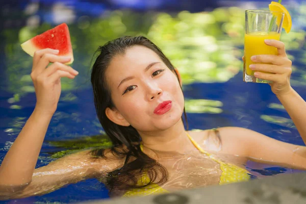 Szabadban Nyári Életmód Portré Fiatal Gyönyörű Boldog Ázsiai Japán Bikini — Stock Fotó