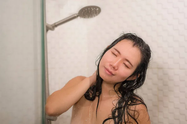 Casa Estilo Vida Retrato Joven Hermosa Feliz Mujer Coreana Asiática — Foto de Stock