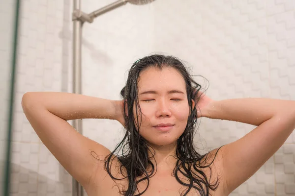 Casa Estilo Vida Retrato Joven Hermosa Feliz Mujer Coreana Asiática —  Fotos de Stock