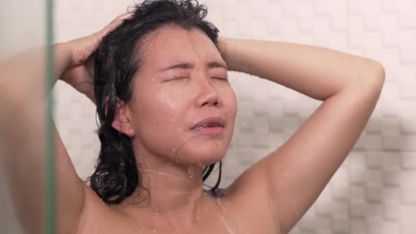 Lifestyle Shot Young Beautiful Happy Asian Korean Woman Taking Shower — Stock Video