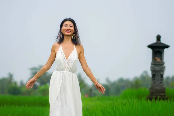 Aire Libre Vacaciones Retrato Mediana Edad Atractiva Elegante Mujer Asiática —  Fotos de Stock
