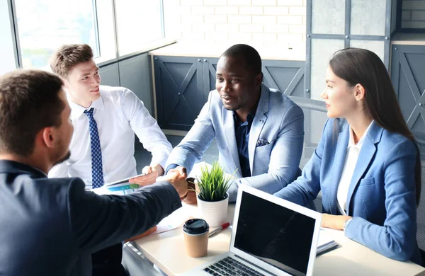 Bewerber beim Vorstellungsgespräch — Stockfoto