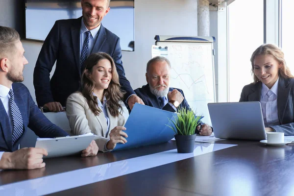 Business people meeting conferenza discussione concetto aziendale. — Foto Stock