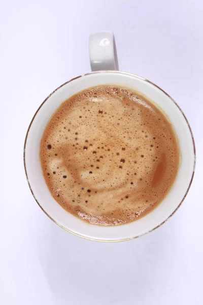 Xícara de café feito de grãos de café torrados frescos — Fotografia de Stock