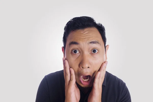 Funny Asian Man Close Up Shocked Face — Stok Foto