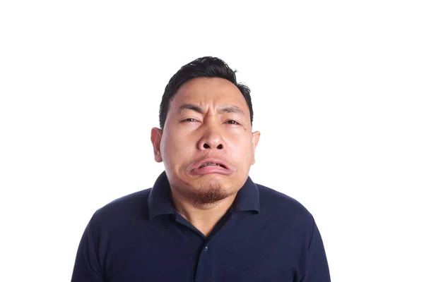 Азіатський чоловік плаче — стокове фото