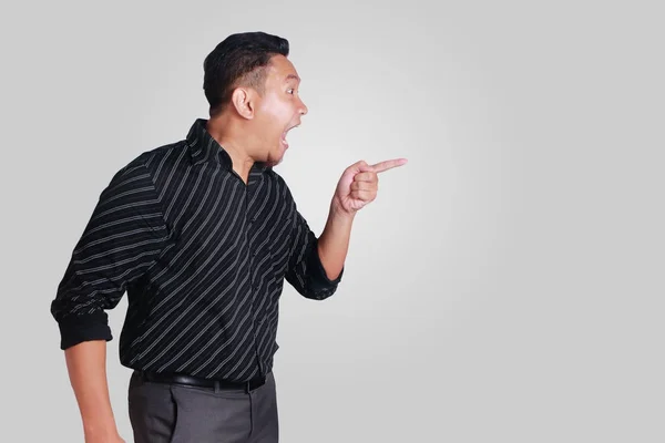 Young Asian Man Screaming — Stock Photo, Image