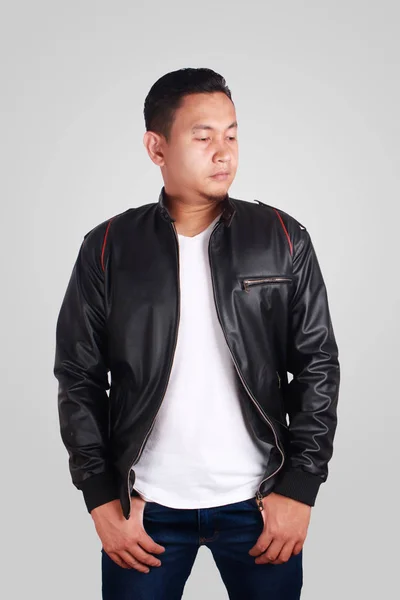 Asian Man Wearing Leather Jacket — Stock Photo, Image