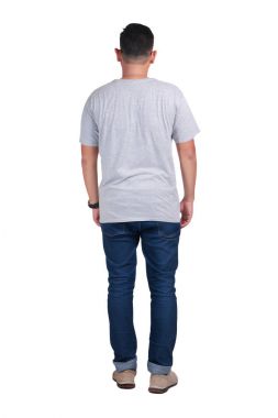 Ayakta, arka görünümü gri gömlek sahte erkek genç