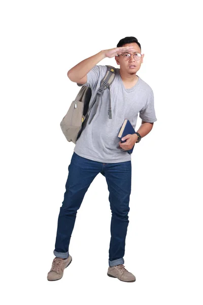 Estudiante joven mirando hacia el futuro — Foto de Stock