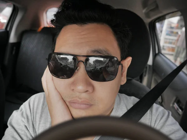 Male Driver Get Bored in His Car — Stock Photo, Image