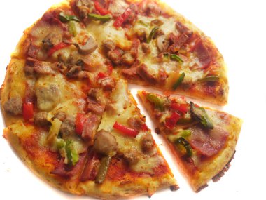 Üst Görünüm Dilimlenmiş Pizza