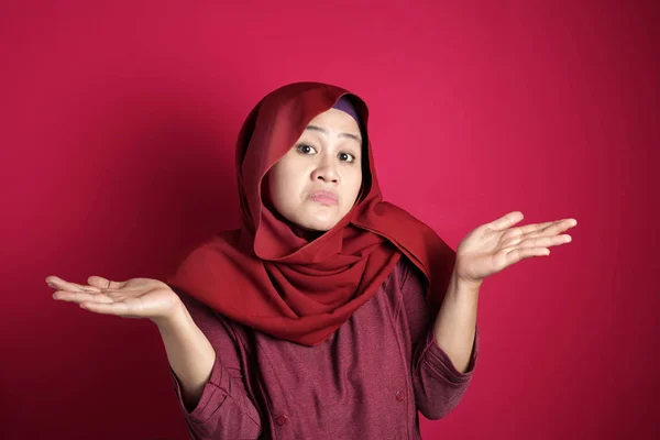 Muslim Woman shows Denial or Refusal Gesture — Stockfoto